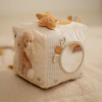 Activiteiten kubus - Newborn Naturals