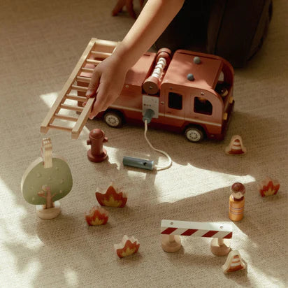 Houten brandweerwagen